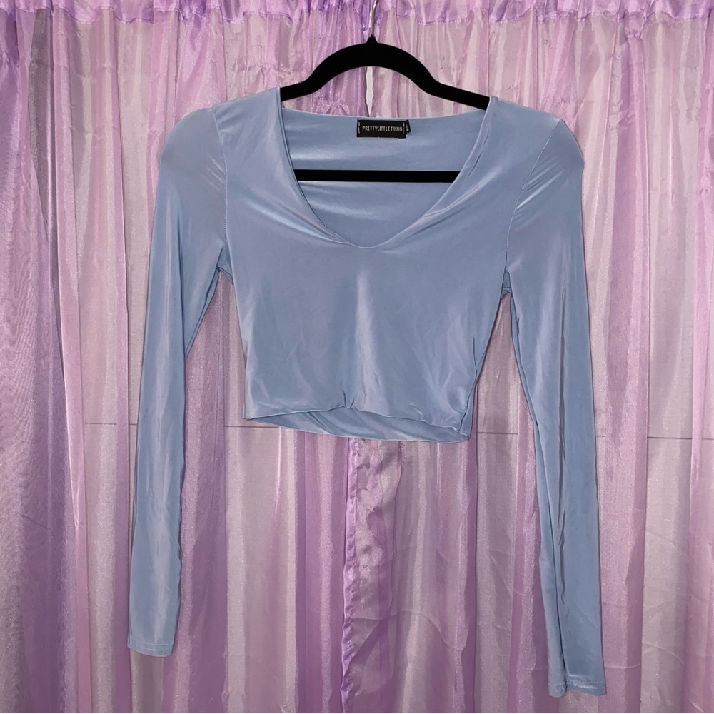 PrettyLittleThing Long Sleeve Crop Top